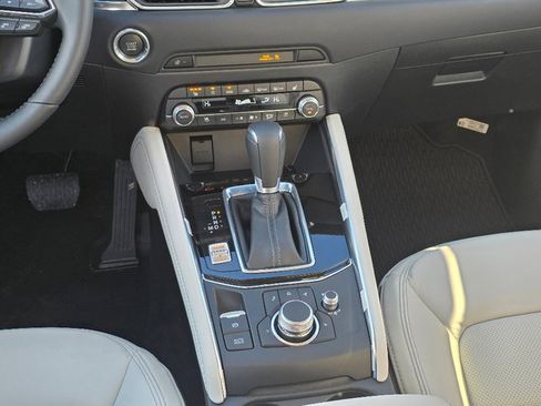 New 2025 MAZDA CX-5 AWD 2.5 S w/ Premium Plus Pkg image 12