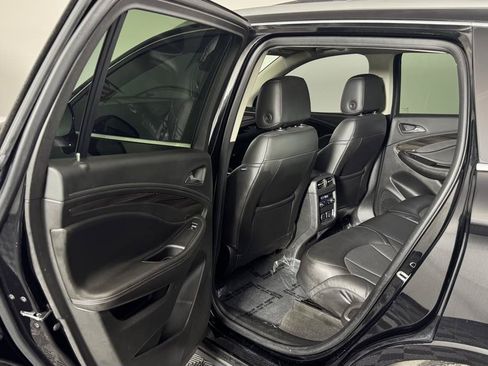 Used 2019 Buick Envision Essence FWD image 25