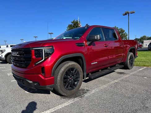 Used 2023 GMC Sierra 1500 Elevation AWD/4WD image 2