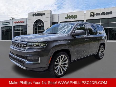 Used 2022 Jeep Grand Wagoneer Series I AWD/4WD image 7