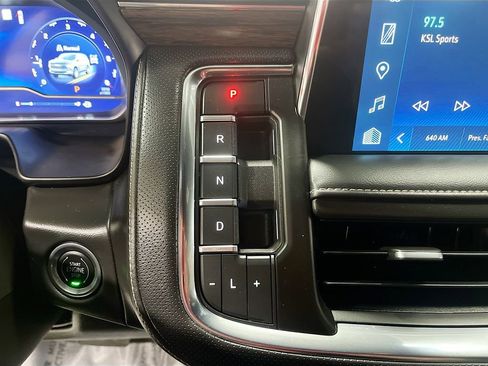 Used 2023 Chevrolet Tahoe Premier image 17