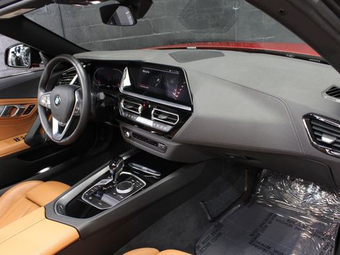 Used 2022 BMW Z4 sDrive30i w/ Driving Assistance Package image 49