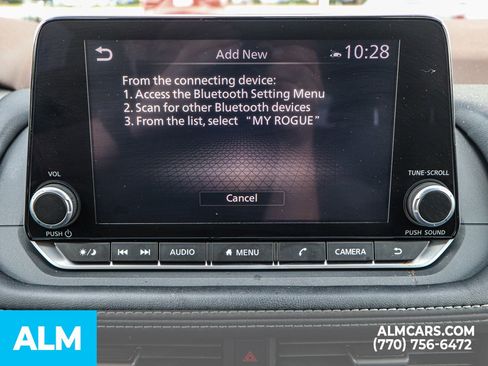 Used 2023 Nissan Rogue SV image 40