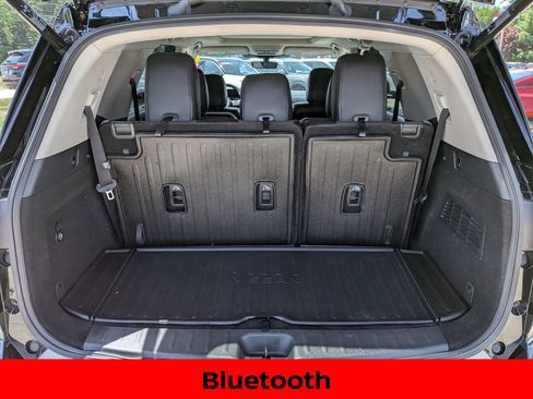 Certified 2024 Nissan Pathfinder Platinum AWD/4WD image 9