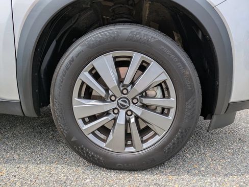 Certified 2025 Nissan Pathfinder SV AWD/4WD image 12