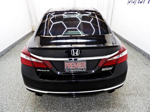 Used 2017 Honda Accord Sport Special Edition image 5