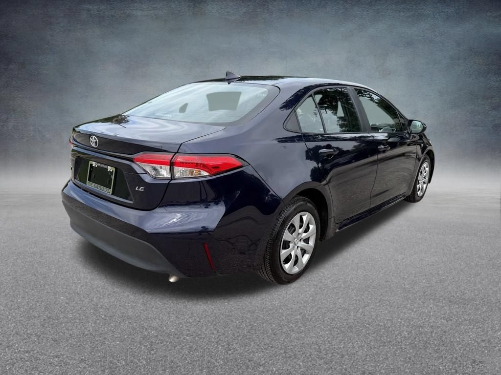 Used 2025 Toyota Corolla LE FWD image 11