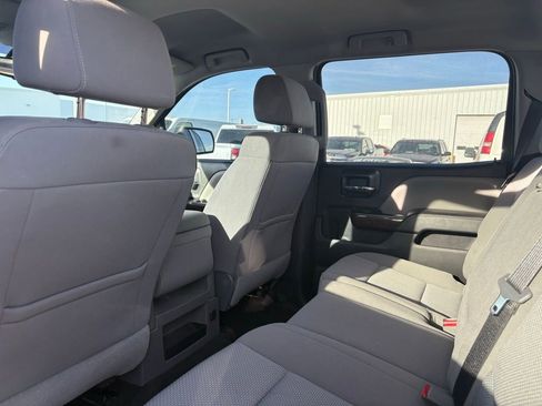 Used 2018 GMC Sierra 1500 SLE w/ SLE Value Package image 8