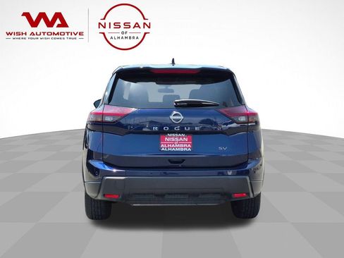 Certified 2024 Nissan Rogue SV FWD image 6