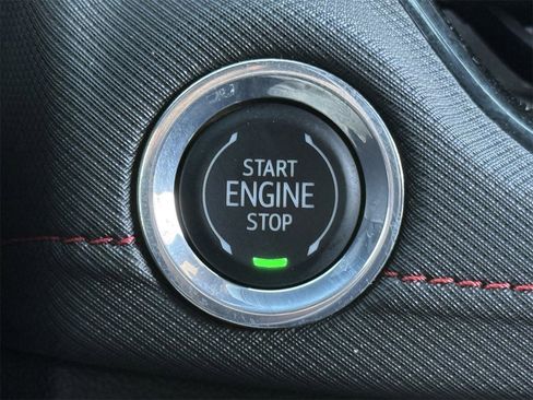 Used 2025 Chevrolet TrailBlazer RS w/ Driver Confidence Package image 19