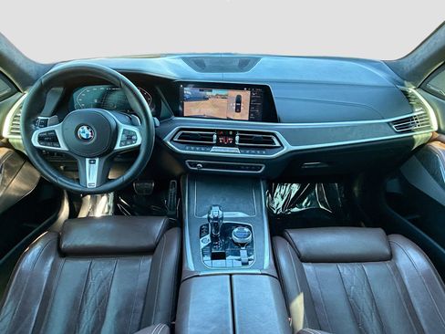 Used 2020 BMW X7 M50i image 17
