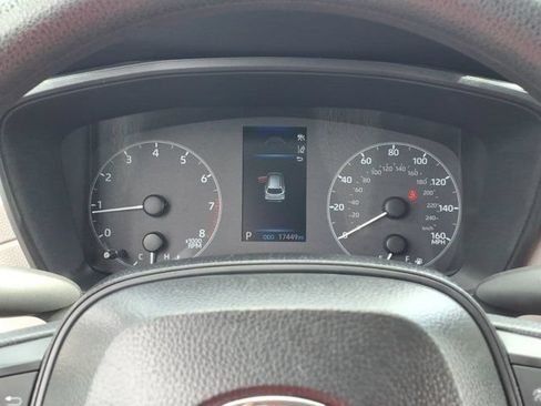 Used 2025 Toyota Corolla Cross L FWD image 22