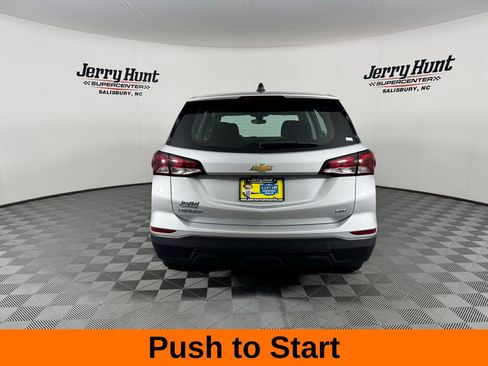 Used 2022 Chevrolet Equinox LS image 8