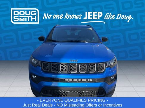 New 2026 Jeep Compass Latitude image 8