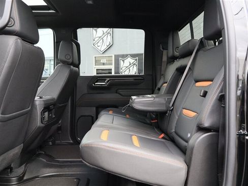 Used 2025 GMC Sierra 3500 AT4 w/ AT4 Premium Plus Package AWD/4WD image 28