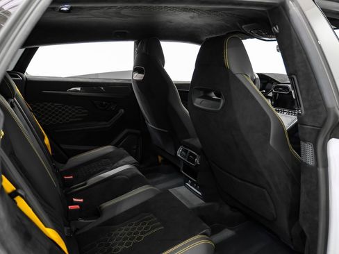 Used 2024 Lamborghini Urus Performante image 44