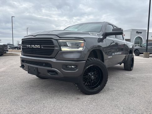Used 2019 RAM 1500 Big Horn image 1