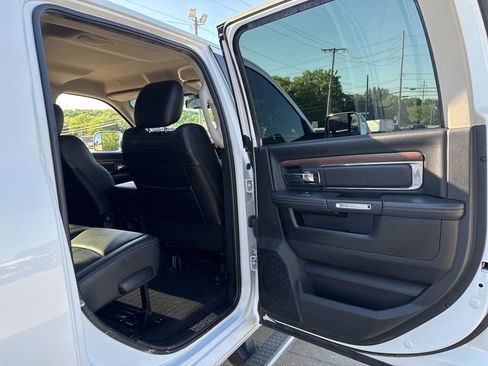 Used 2018 RAM 2500 Laramie AWD/4WD image 27