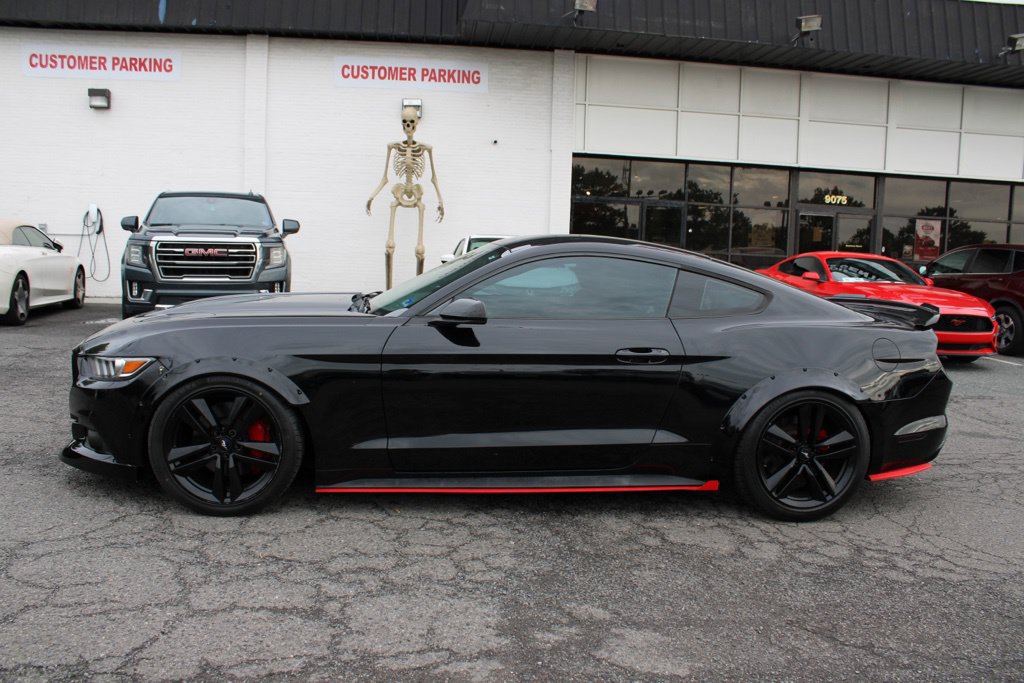 Used 2017 Ford Mustang Coupe w/ Ecoboost Performance Package RWD image 4