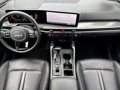 Used 2024 Kia Sorento S image 14