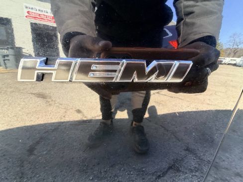 Used 2014 Dodge Charger R/T w/ Blacktop Package image 11