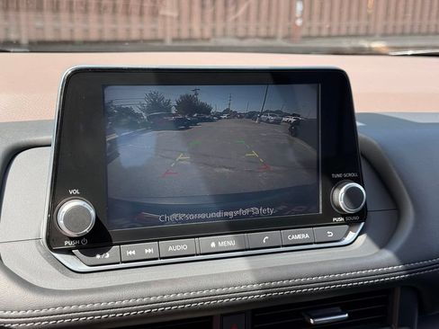 Certified 2023 Nissan Rogue SV AWD/4WD image 18