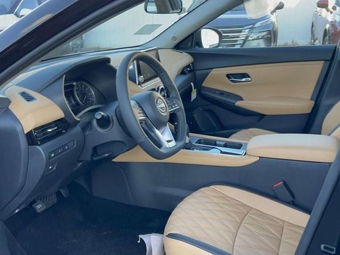 New 2025 Nissan Sentra SV w/ SV Premium Package image 27