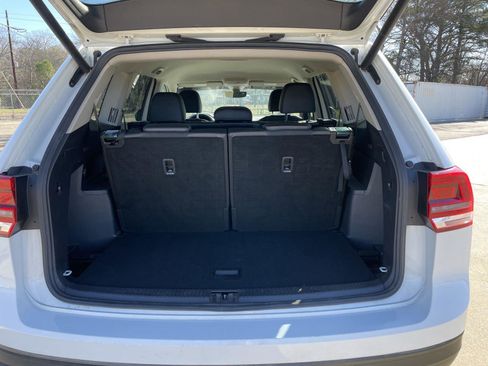 Used 2019 Volkswagen Atlas SE image 40