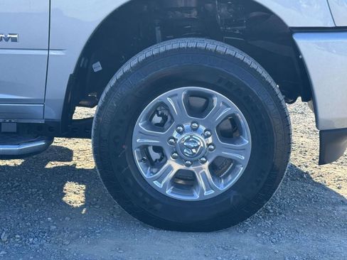 New 2026 RAM 3500 Big Horn AWD/4WD image 26