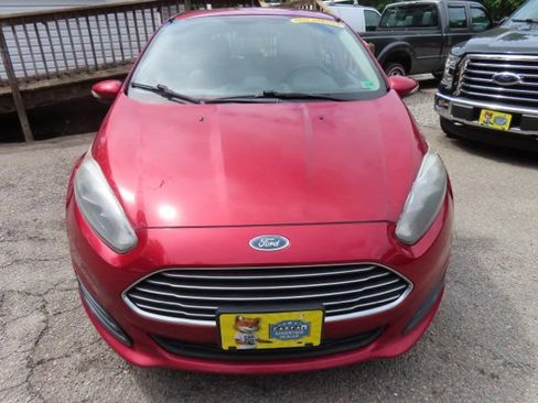 Used 2014 Ford Fiesta SE FWD image 3