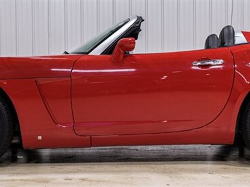 Used 2008 Saturn Sky w/ Premium Trim Package RWD image 13