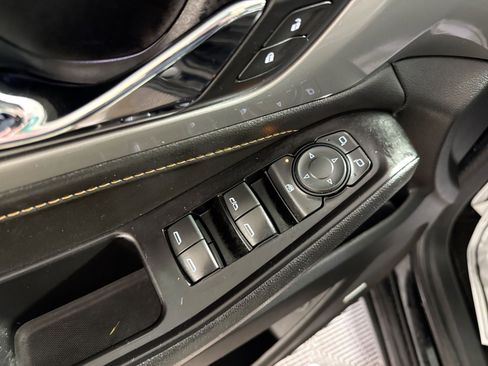 Used 2020 Chevrolet Traverse RS image 15