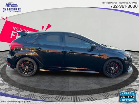 Used 2016 Ford Focus ST image 9