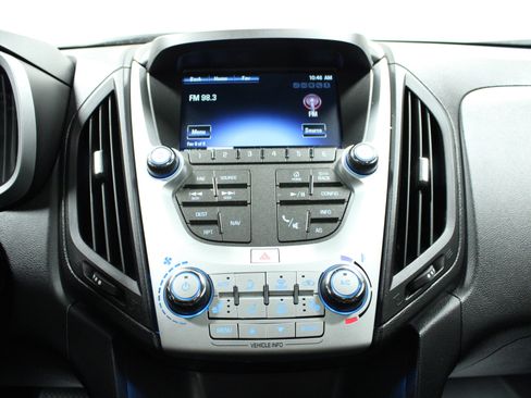 Used 2017 Chevrolet Equinox Premier w/ True North Edition image 22