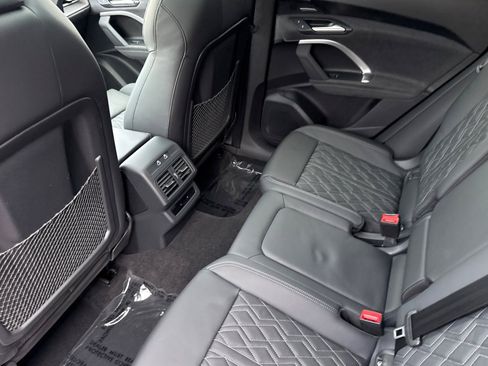 Used 2025 Audi SQ5 Premium Plus w/ Premium Plus Package image 11