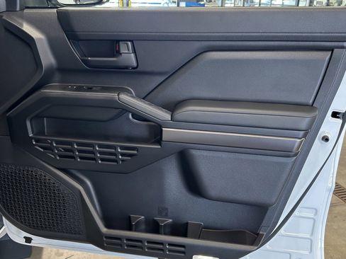 Used 2026 Toyota 4Runner SR5 image 19