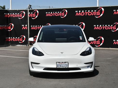 Used 2021 Tesla Model 3 Standard Range Plus RWD image 2