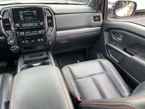 Used 2020 Nissan Titan PRO-4X w/ Pro-4x Convenience Package image 11