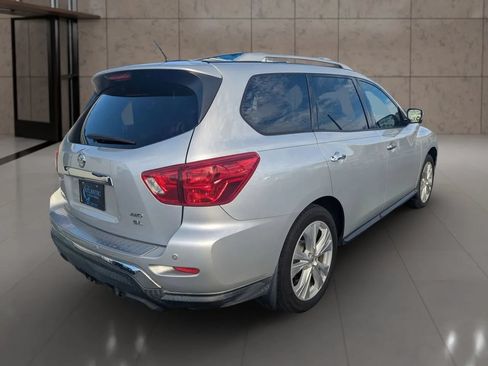 Used 2018 Nissan Pathfinder SL w/ SL Premium Package AWD/4WD image 7