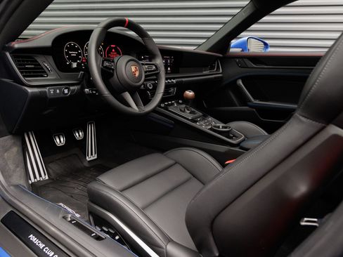 Certified 2026 Porsche 911 Carrera T RWD image 4