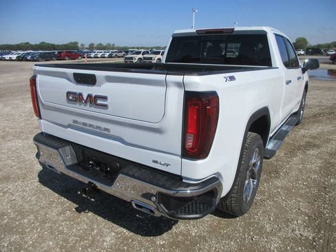 New 2026 GMC Sierra 1500 SLT w/ SLT Premium Plus Package AWD/4WD image 5