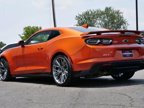 Used 2023 Chevrolet Camaro ZL1 RWD image 7