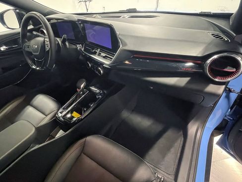 Used 2024 Chevrolet Trax RS w/ Sunroof Package image 27