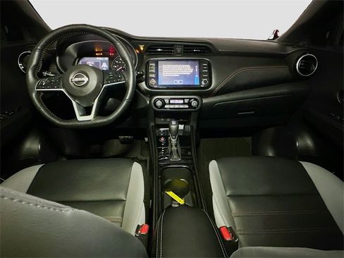 Used 2023 Nissan Kicks SR w/ SR Premium Package image 9