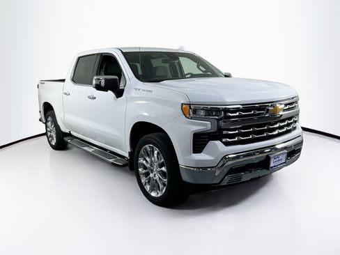 Used 2024 Chevrolet Silverado 1500 LTZ w/ LTZ Premium Package AWD/4WD image 3