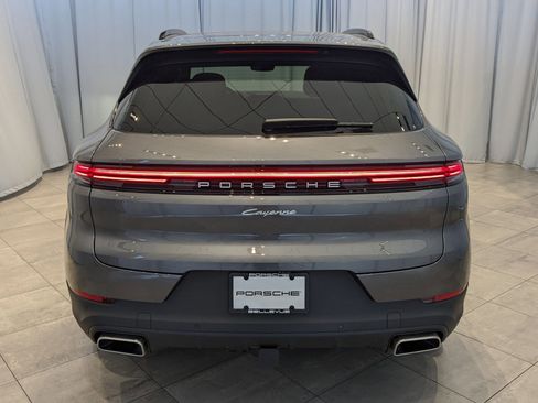 Certified 2025 Porsche Cayenne image 11