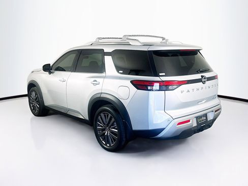 Used 2023 Nissan Pathfinder SL w/ SL Premium Package image 5