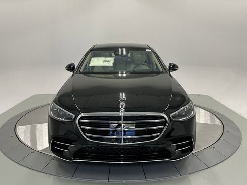 New 2026 Mercedes-Benz S 580 4MATIC Sedan image 2