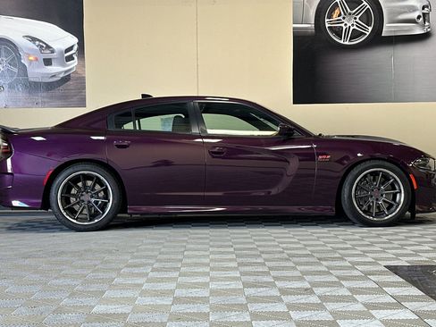 Used 2020 Dodge Charger Scat Pack w/ Dynamics Package image 3