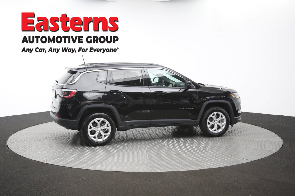 Used 2024 Jeep Compass Latitude AWD/4WD image 44